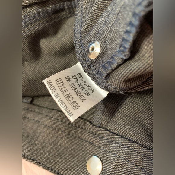 Labijou Slim Fit Pants - Picture 5 of 8